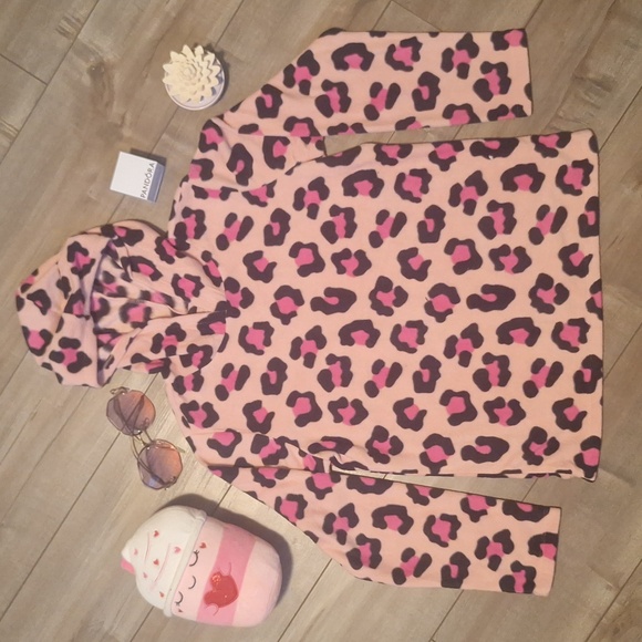 Glacier Fleeze Animal Print Hoodie - Picture 2 of 6